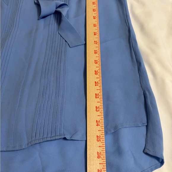Elie Tahari 100% Silk Blue Tie Neck Blouse Pleated Front Petite S - Picture 6 of 9